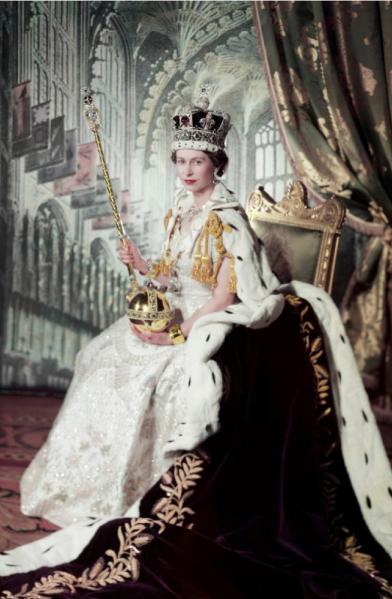 一筆畫出女王登基皇冠