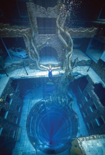 Deep Dive Dubai 全球最深的潛泳池